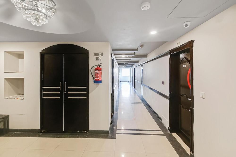 Hotel Queens Tower อัมริตสา ภายนอก รูปภาพ